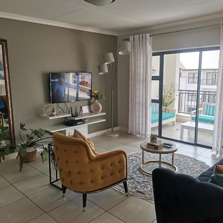 Appartamento Penthouse 172 At The Blyde Crystal Lagoon Pretoria-Noord Esterno foto
