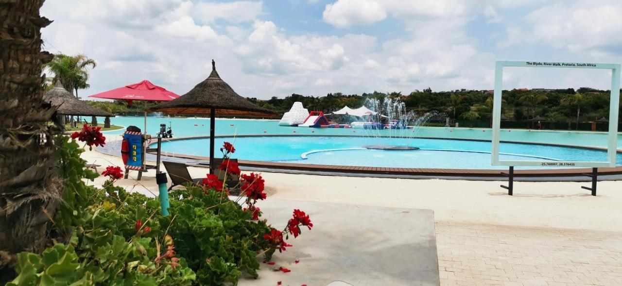 Appartamento Penthouse 172 At The Blyde Crystal Lagoon Pretoria-Noord Esterno foto
