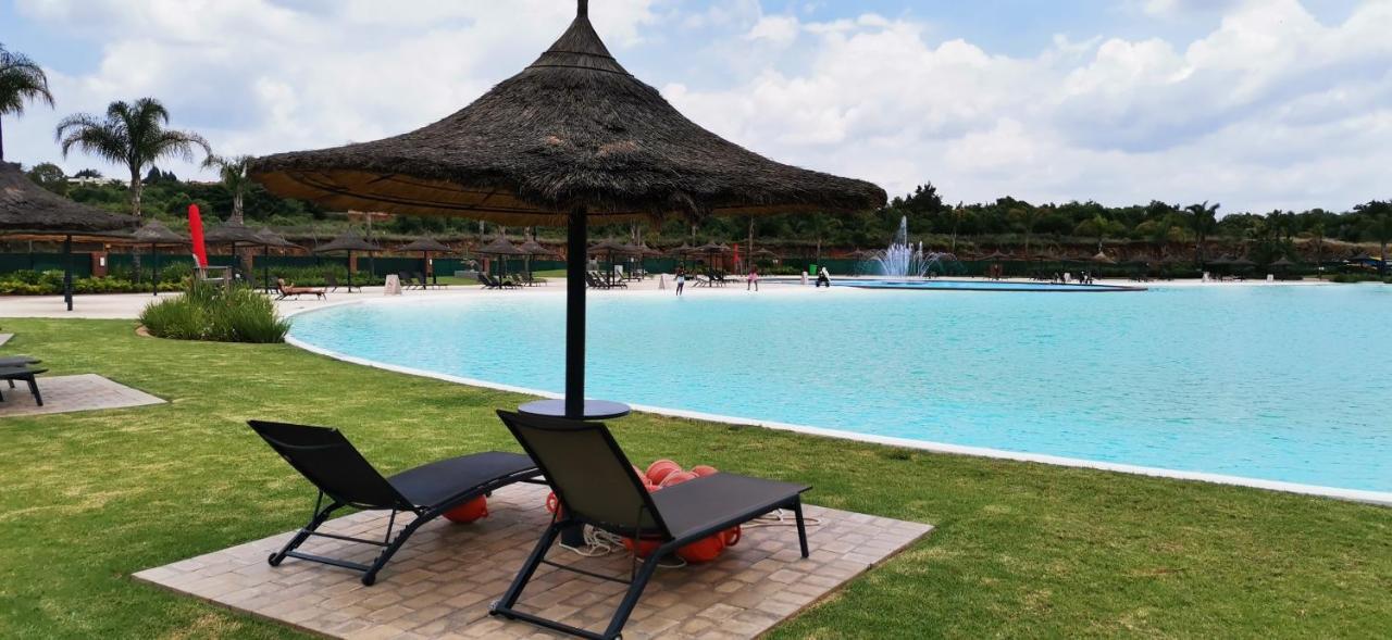 Appartamento Penthouse 172 At The Blyde Crystal Lagoon Pretoria-Noord Esterno foto