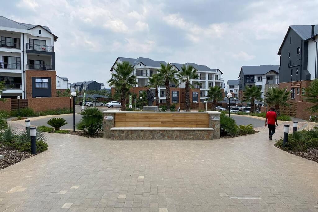 Appartamento Penthouse 172 At The Blyde Crystal Lagoon Pretoria-Noord Esterno foto