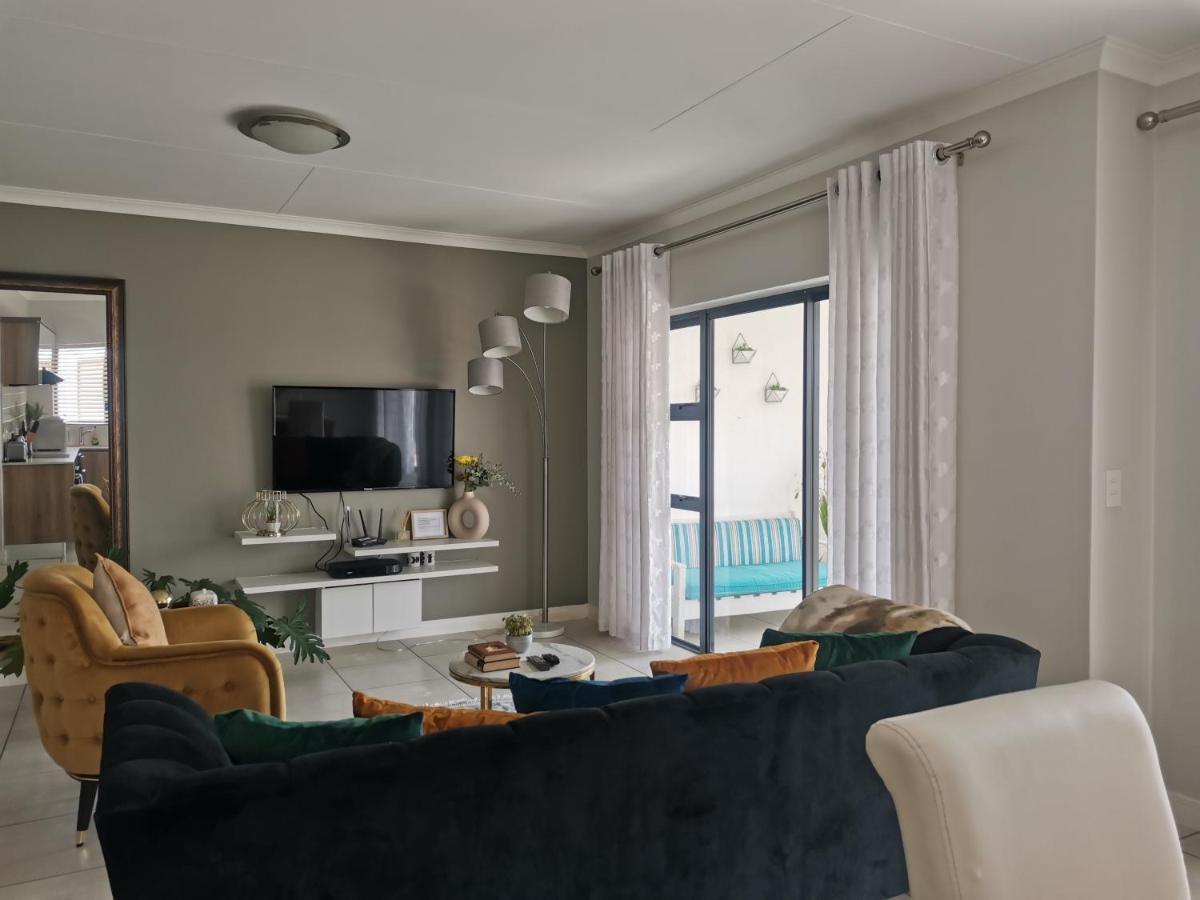 Appartamento Penthouse 172 At The Blyde Crystal Lagoon Pretoria-Noord Esterno foto