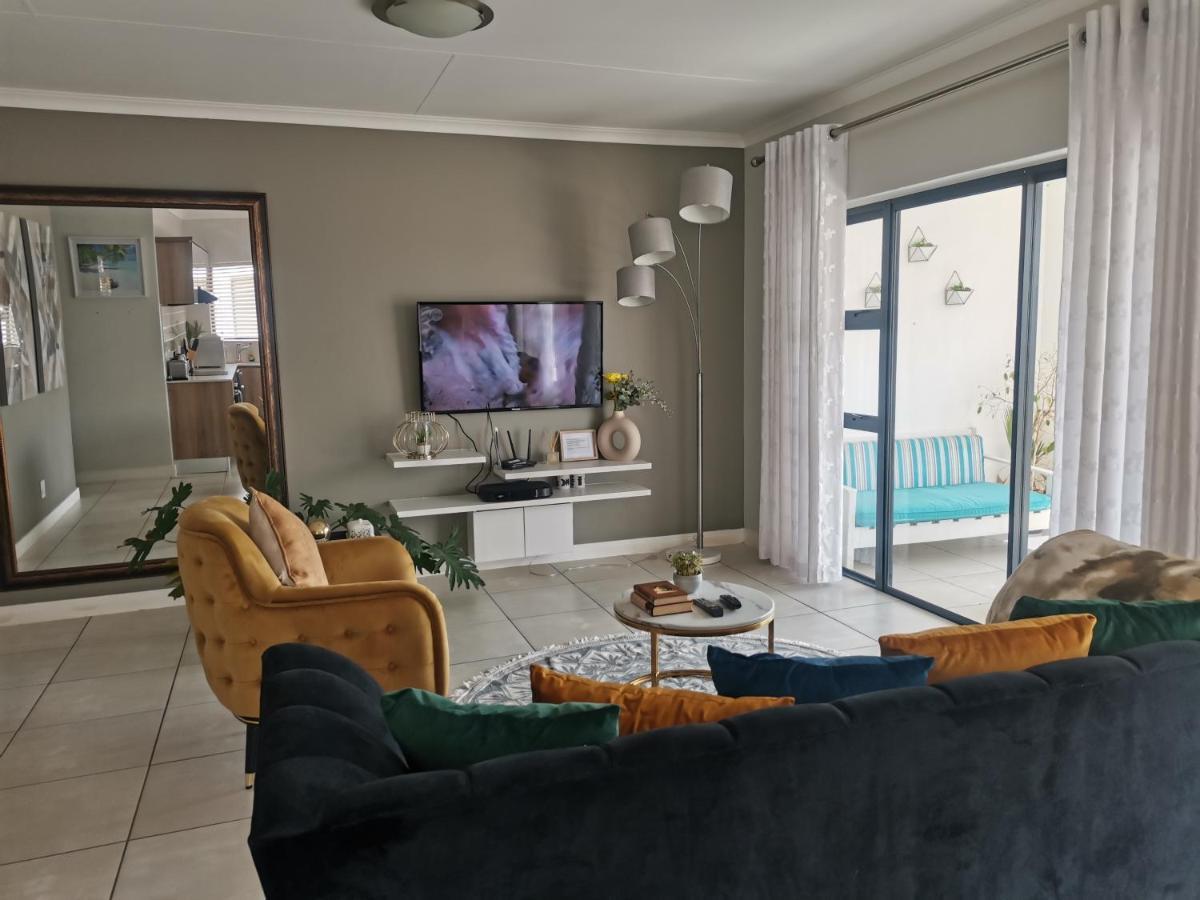 Appartamento Penthouse 172 At The Blyde Crystal Lagoon Pretoria-Noord Esterno foto
