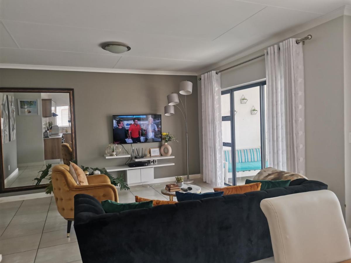 Appartamento Penthouse 172 At The Blyde Crystal Lagoon Pretoria-Noord Esterno foto
